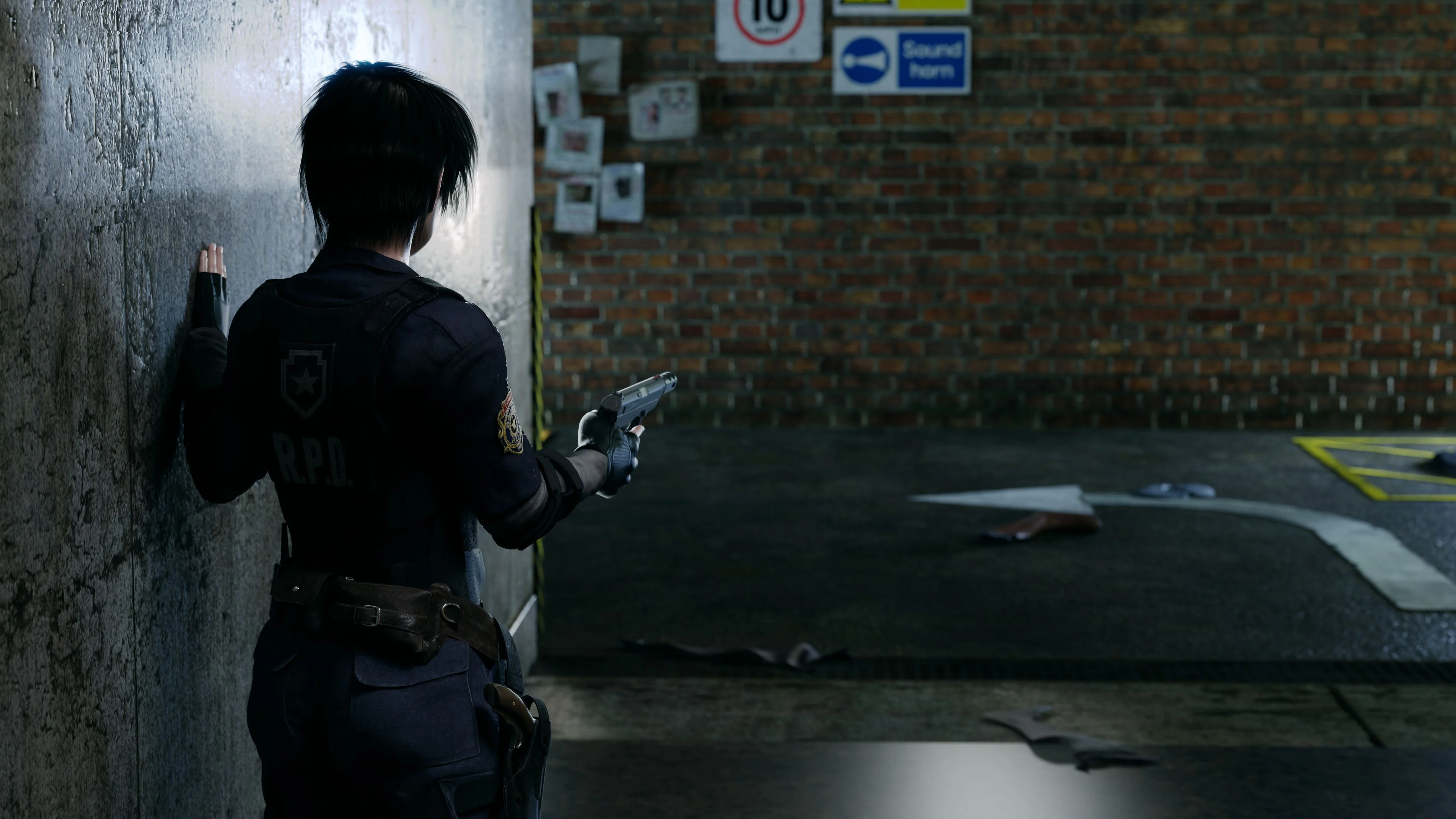 Resident Lust (Resident Evil) [PervertMuffinMajima] 1.3 . Resident Lust - Shaved Alts - Chapter 1 (Resident Evil) [PervertMuffinMajima] – page 1